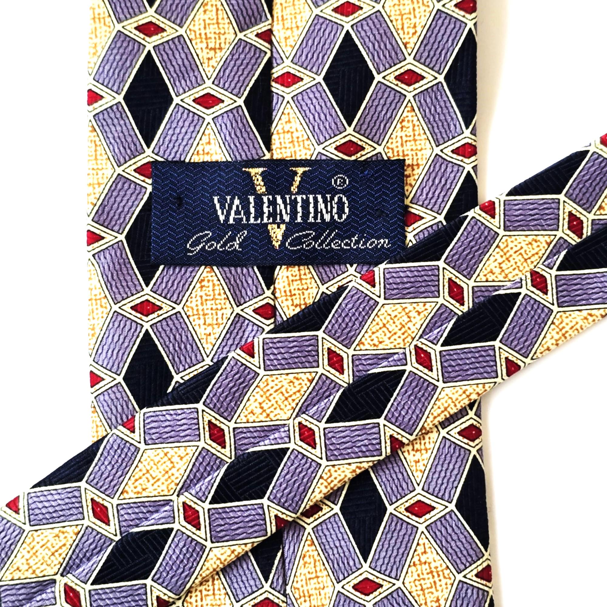 Cravate Valentino Rudy Italie En Soie 100% - Rayures Roses Et Noires - État 8/10