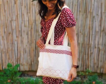 Handmade Calico Cotton Tote Bag: Sashiko Stitched Design