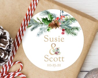 BOGO / Custom Christmas Wedding Labels in Gold Font / Personalized Christmas Wedding Floral / 4 Sizes / Merry Christmas Wedding Stickers