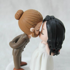 Man Bun Groom and Curly Hair Bride Wedding Cake Topper, Kissing Couple ...