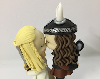 Viking Wedding Cake Topper, Viking Couple with sword and axe Cake Topper, Medieval Wedding Cake Topper, Mr and Mrs Viking Topper