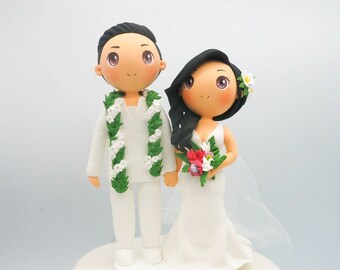 Hawaii wedding cake topper, Aloha wedding cake topper, Tropical bride & groom wedding cake topper clay figurine, Custom wedding cake decor