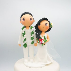 Hawaii wedding cake topper, Aloha wedding cake topper, Tropical bride & groom wedding cake topper clay figurine, Custom wedding cake decor