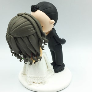 Custom Bride and Groom Wedding Cake Topper, Kissing Couple Wedding Cake ...