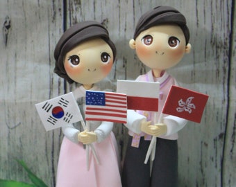Pink Hanbok Wedding Cake Topper, Bride & Groom Hold Flag Wedding Cake Topper, Korean Duck Wedding Topper, Traditional Korean Cake Topper