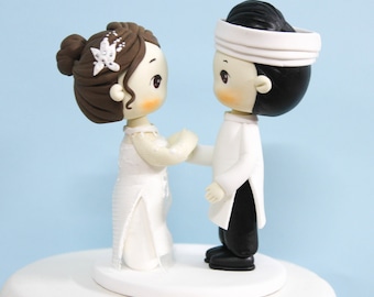Vietnam wedding cake topper, Lace ao dai wedding costume, Traditional wedding topper, Ethnic wedding clay figurine, White wedding theme