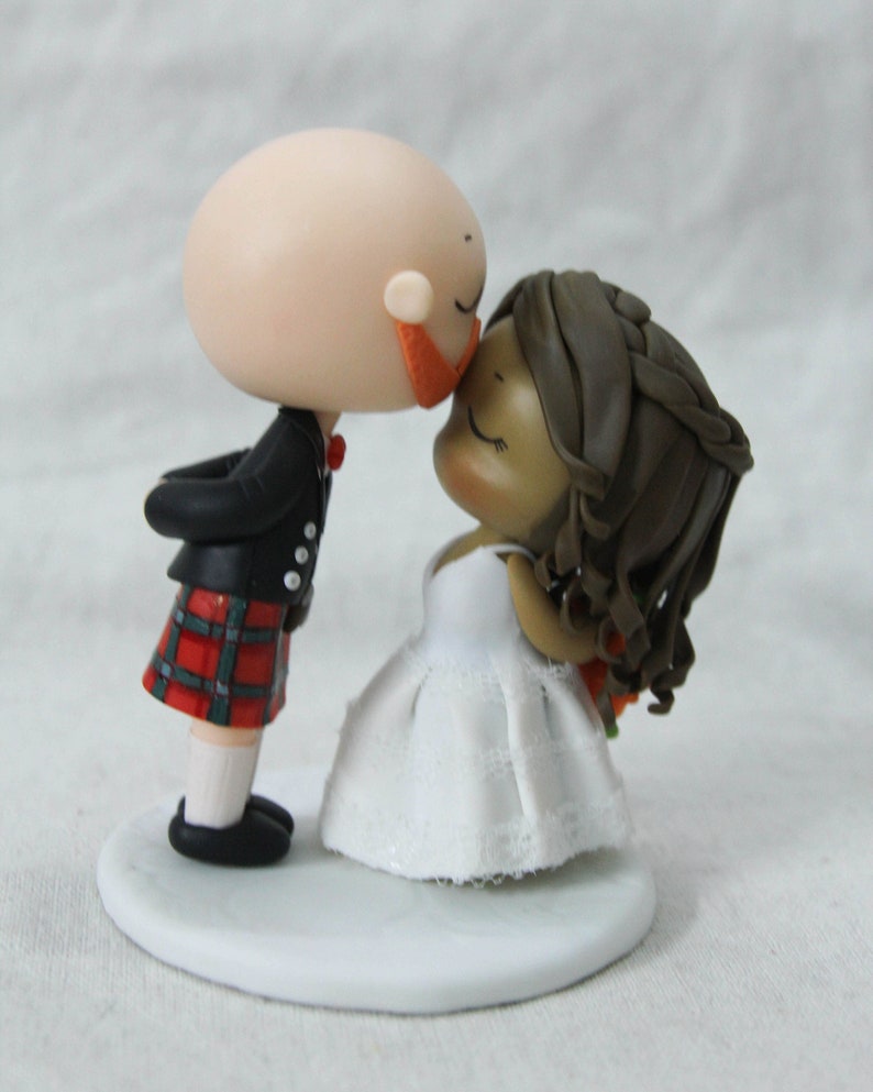 Scottish Wedding Cake Topper, Forehead Kissing Wedding Cake Topper, Scottish groom in kilt topper, Personalised Wedding cake decoration image 1