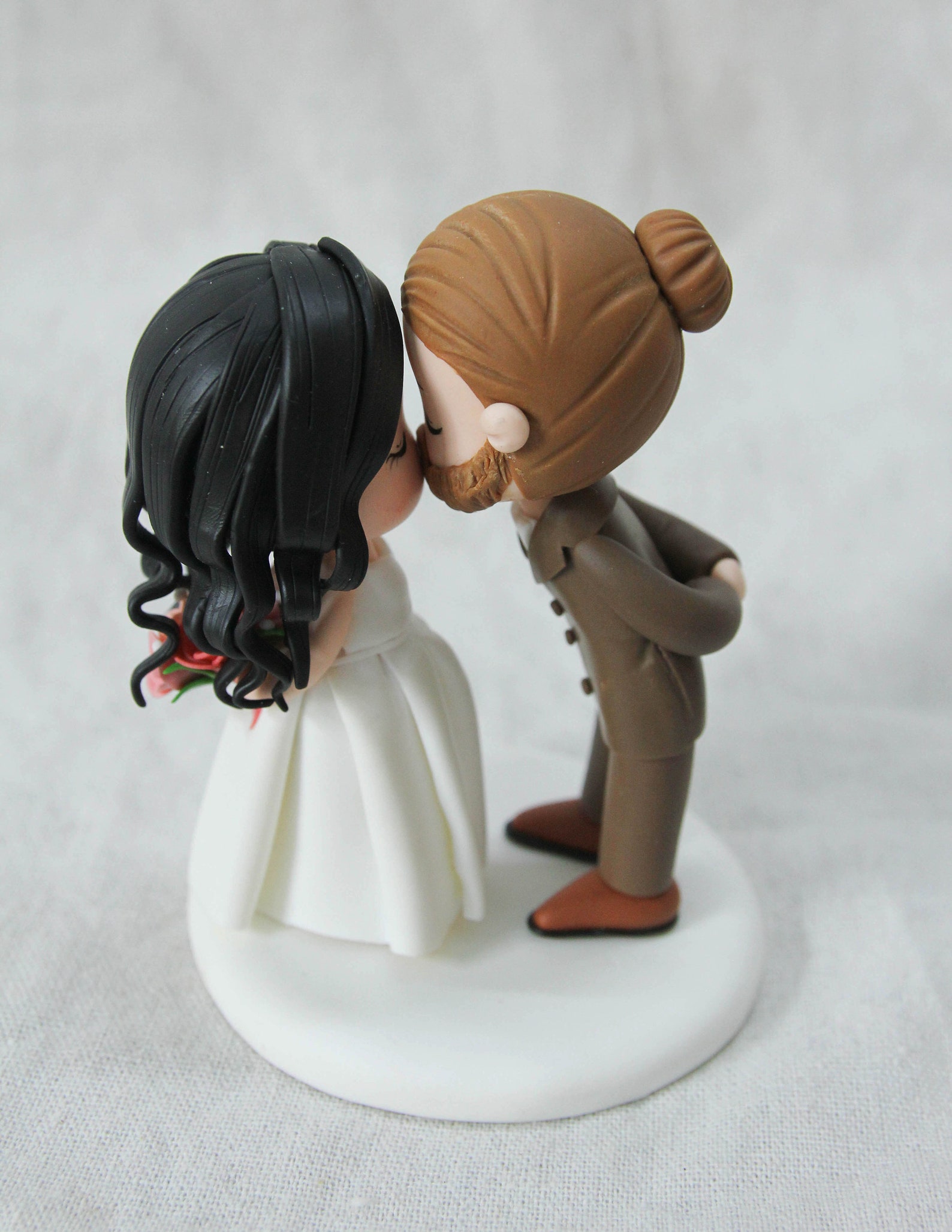 Man Bun Groom and Curly Hair Bride Wedding Cake Topper, Kissing Couple ...