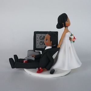 Game over wedding cake topper, hilarious wedding cake topper, bride pull groom off video game