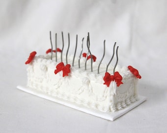 Wedding Cake Ornament, Rectangular Wedding Cake Replica, Hot Trend Cake Ornament, Custom Christmas Ornament, 1st Wedding Anniversary