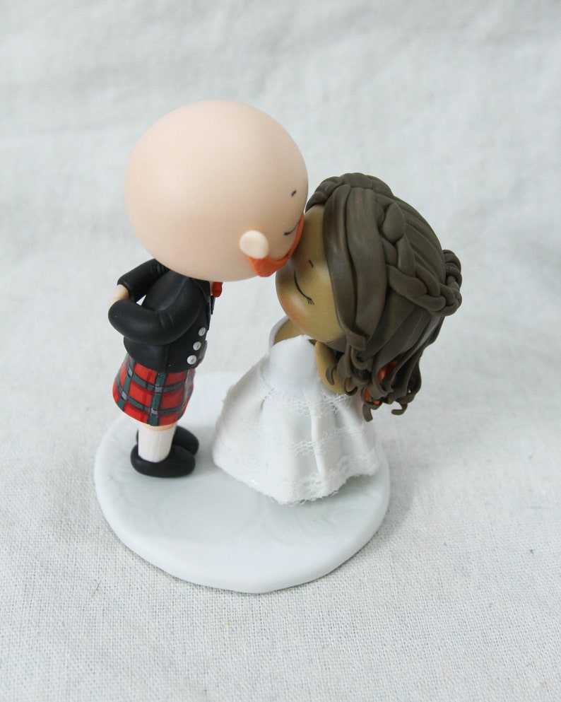Scottish Wedding Cake Topper, Forehead Kissing Wedding Cake Topper, Scottish groom in kilt topper, Personalised Wedding cake decoration image 7