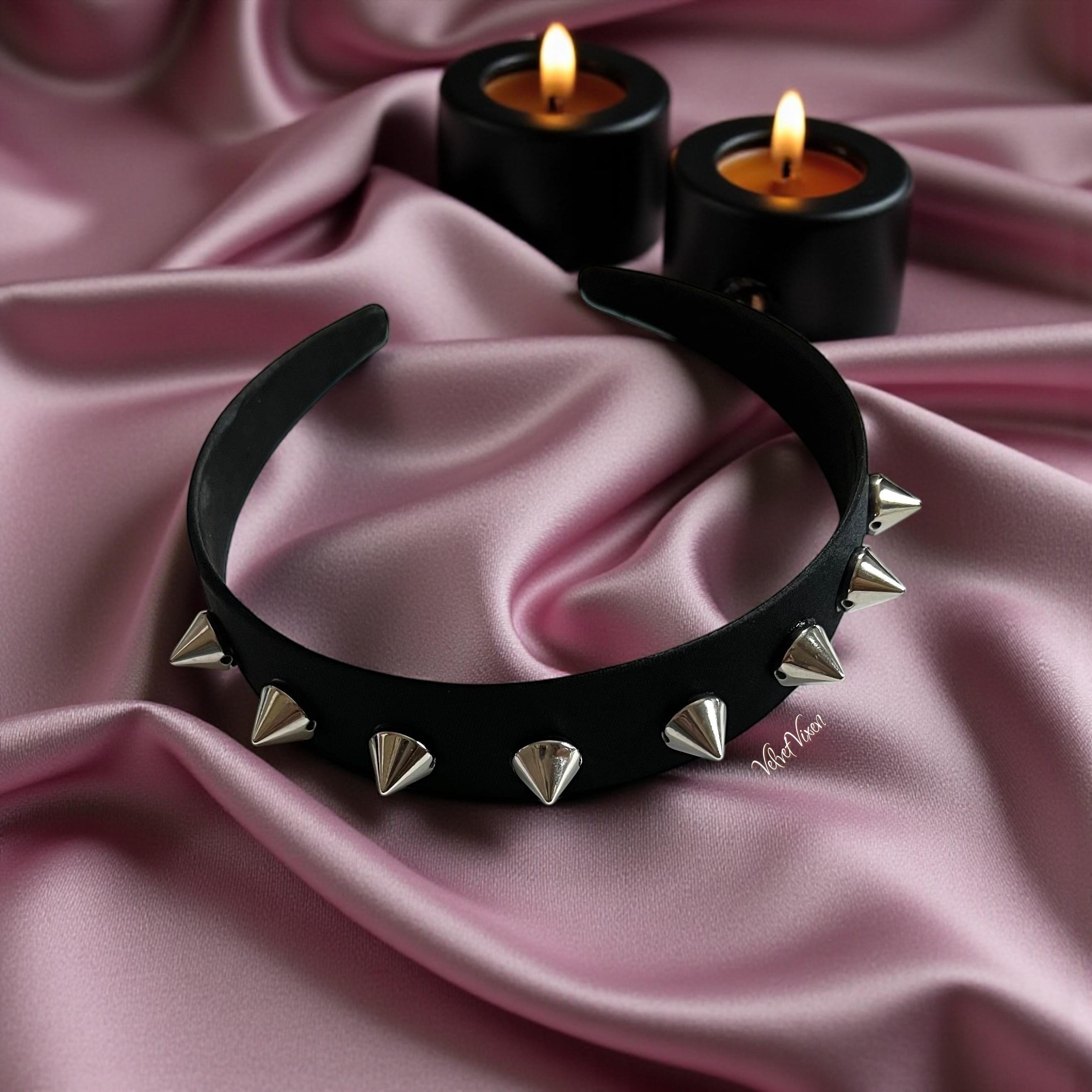 Gothic Headpiece Black Leather Headband Punk Spiky Tiara for Women Girls Black Spiked Headband Gothic Headpiece with Metal Spikes  main image 2