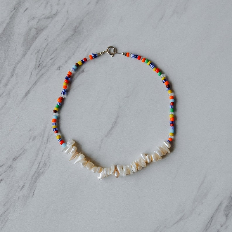 Rainbow Seed Bead Necklace / Mother of Pearl Shell / Seed Bead - Etsy