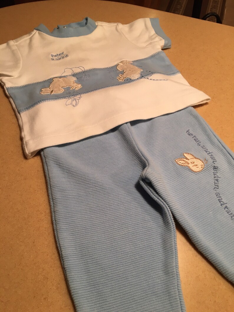 Baby Boys 0-3 months Peter Rabbit 2 piece set Easter Outfit