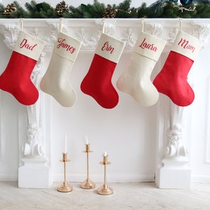 Familie Weihnachtsstrümpfe, Leinen Strumpf, Minimalist Weihnachtsstrumpf, Weihnachtsstrumpf personalisiert, benutzerdefinierte Name Weihnachtsstrumpf