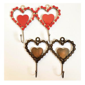 Metal Wall Hooks Heart Shaped, Recycled Bicycle Chain Entryway Coat Hooks, Wall Hooks, Decorative Hook, Wall Decor - FREE SHIPPING