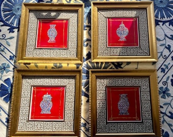 Láminas decorativas enmarcadas con motivos de jarrones de jengibre: Juego de cuatro, marcos con cuentas doradas.