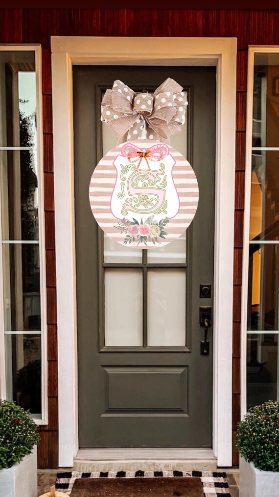 Single Round Chinoiserie Pagoda Monogrammed Door Hanger with Bow (made of wood)