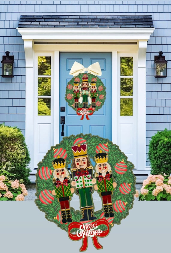 LARGE Door Hanger Trio of Nutcrackers Christmas Wreath