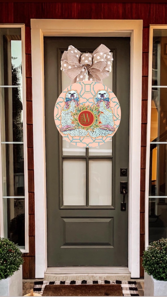 Single Round Chinoiserie Pagoda Monogrammed Door Hanger with Bow (made of wood)