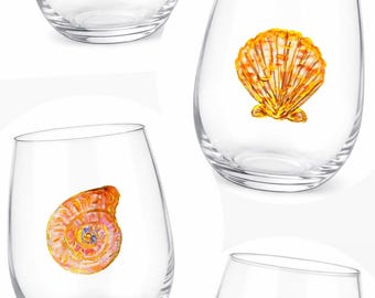 Juego de cuatro copas de vino sin tallo de la serie Coastal Shell.