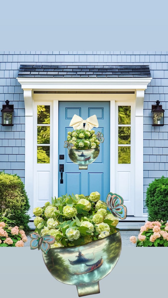 LARGE Hydrangea Florals in Ginger Jar Door Hanger