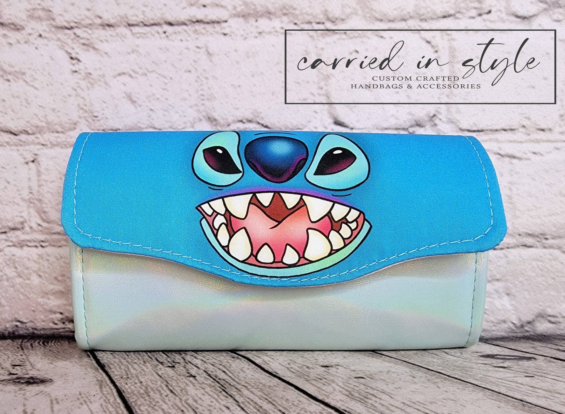Disney Lilo and Stitch Zipped Wallet for Women, Durable and Lightweight  Coin Purse & Card Wallets for Women, Cute & Stylish Stitch Gifts for Girls  for
