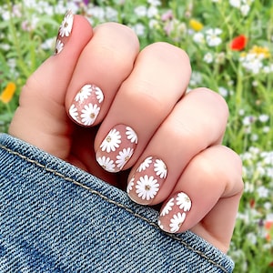 Daisies Nail Wraps 100% Nail Polish Stickers Nail Strips