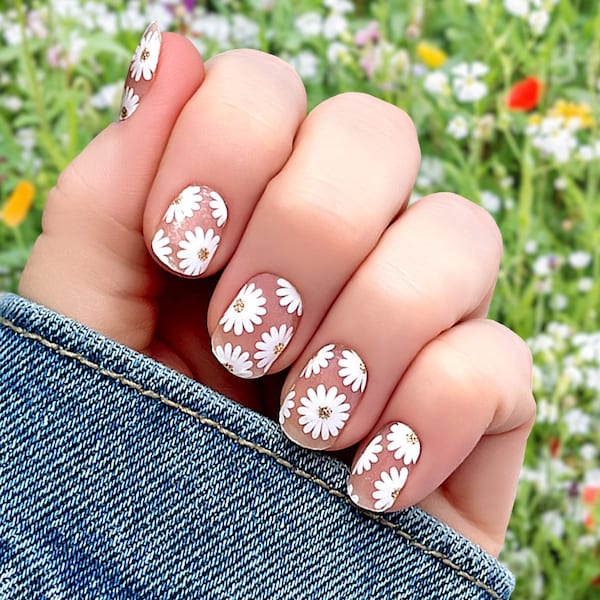 Daisies Nail Wraps 100% Nail Polish Stickers Nail Strips