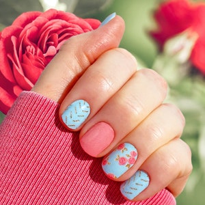 Floral Chic Nail Wraps 100% Nail Polish Stickers