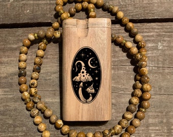El dugout de madera de 4 pulgadas grabado y prediseñado ovalado con forma de hongo lunar viene con opción de murciélago - Pedidos personalizados disponibles