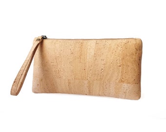 Natural vegan cork wristlet wallet for women | Large zippered pouch - Eco friendly