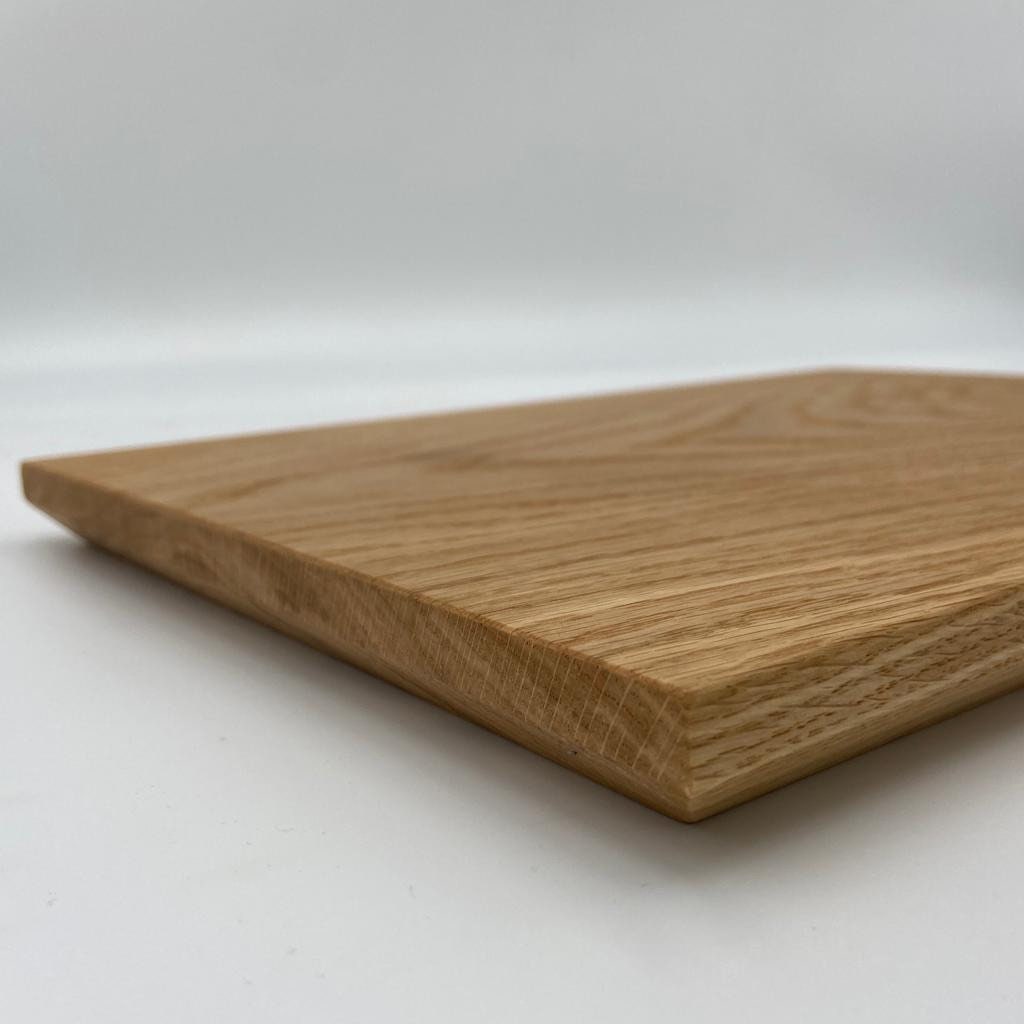 Tabla de corte en madera de roble 39x26,2x5,3 cm - KAI DM-0795
