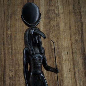 statue Thoth god of knowledge and wisdom large black holding the ankh and the scepter unique ancient Egyptian art alter statue made in Egypt