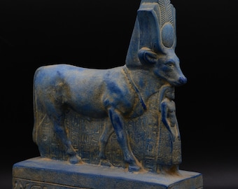 アピス像。聖なる雄牛アピス。エジプトで作られた独特の像。 - Etsy 日本