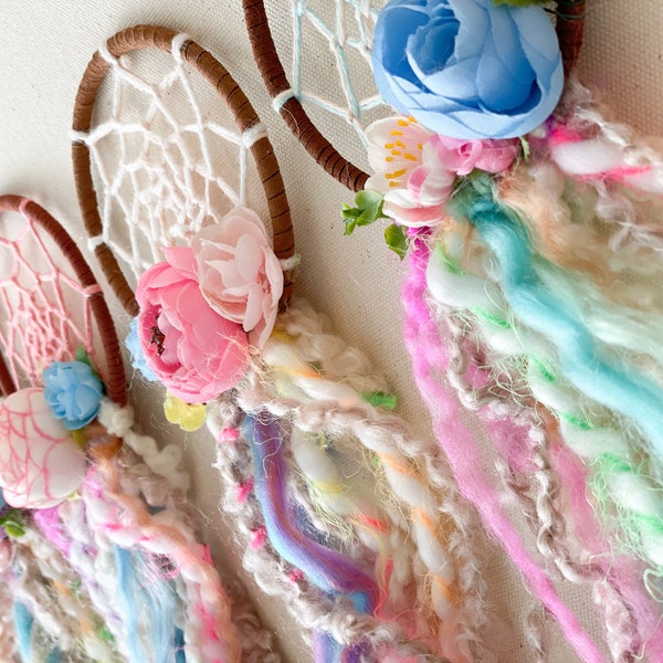 Dream Catchers, Teepee Toppers, Party Favor, Bridesmaid Gift