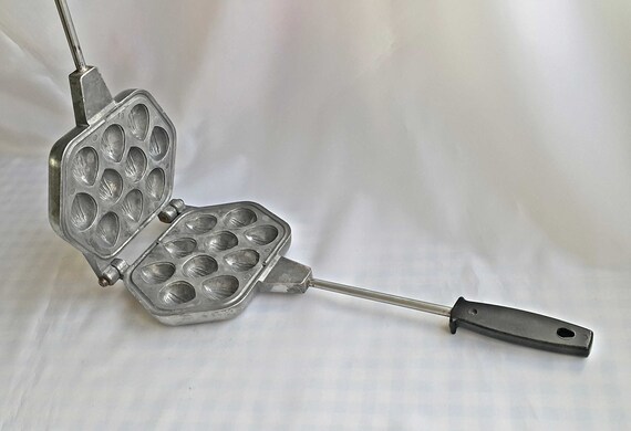 soviet waffle maker