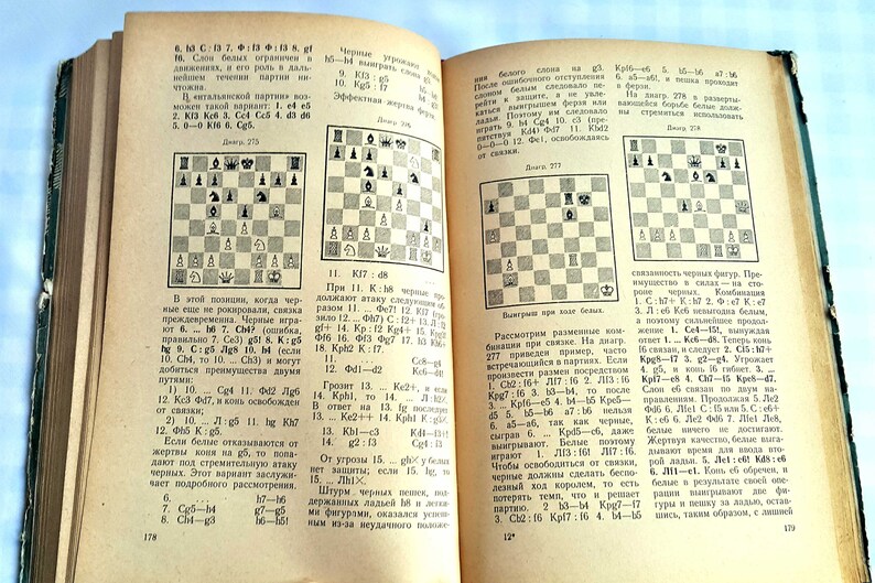 Chess Games Handbook Learn Chess Book for Beginner Tutorial, Chess Lessons, author Grandmasters, Gift Chess Player, Antique Russian Book image 8