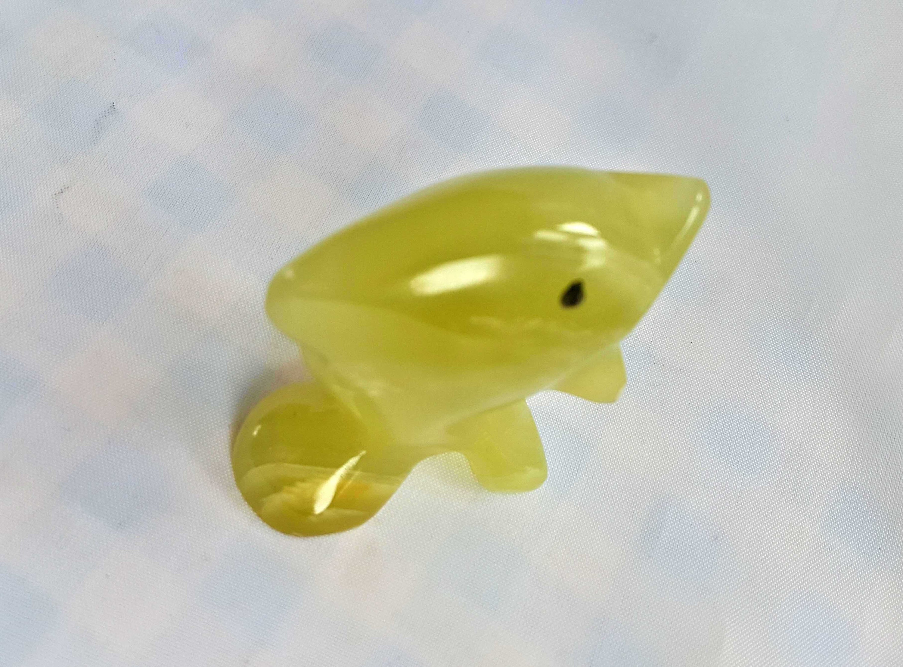 Natürlicher Blauer Opal Quarz – Geschnitzte Katzenfigur Aus Edelstein, Hypoallergen & Dekorativ