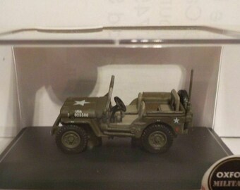 B34 DINKY TOYS CONDUCTEUR PEINT JEEP US ARMY ref 612 