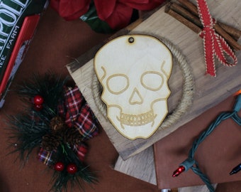 Skull Ornament - Funny Gift, Wood Ornament, Wood Gift for Friends, Gift, Christmas Gift, Silly Ornaments