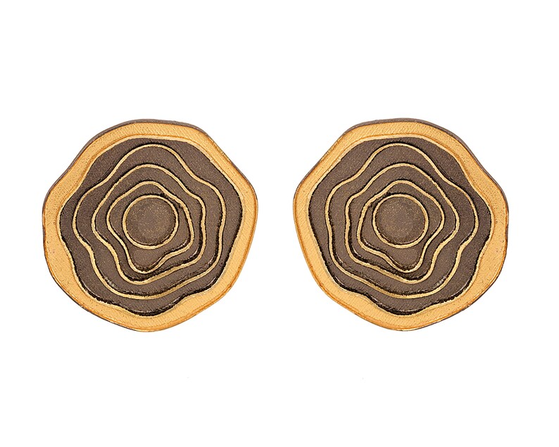 Casual Unique Black and Gold Rosette Wave Stud Earrings