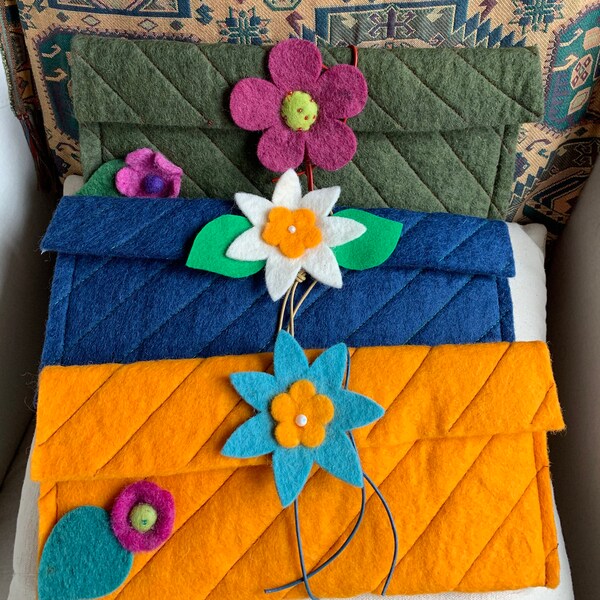 Colorful flower felt pouch, handmade purse, handbag, multi-purpose storage