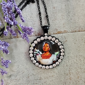 Kate Sharma Bridgerton Inspired Cabochon Pendant Necklace | Black Bezel with Rhinestones
