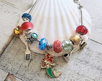 Pulsera de cuentas europeas inspirada en la princesa Ariel / Colección Princesa Encantada