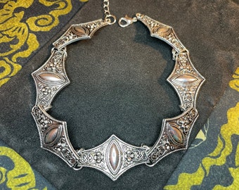 Vampire Choker Silver-Plated Hesiod Antique Satanic Wiccan Witchcraft Pagan Druid Gothic Classic Talisman Pendant Necklace - Silver Color