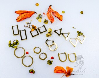 Gold Geometric Earrings | Hexagon Huggie Earrings | Pentagon Hoop Earrings | Minimalist Hoops Huggie Earrings | Minimalist Hoops HE14