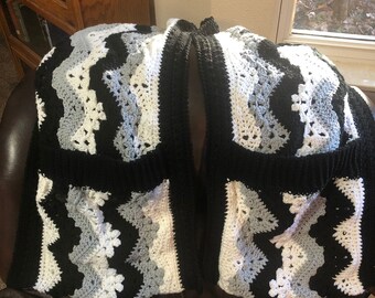 Pocket Shawl