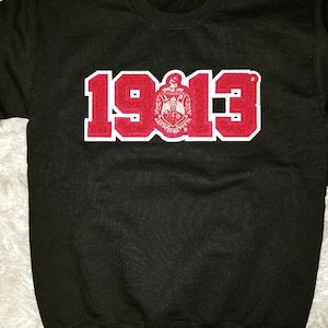 Delta Pullover Crew Neck Sweatshirt with Chenille 19 Crest 13