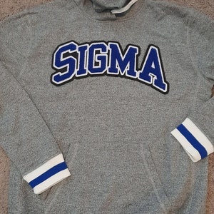 Grauer Sigma Hoodie mit Royal und Weißer Borte; 1914; Phi-Beta-Sigma; Blau und Weiß; 1920; Brüderlichkeit; Schwesternschaft; GOMAB